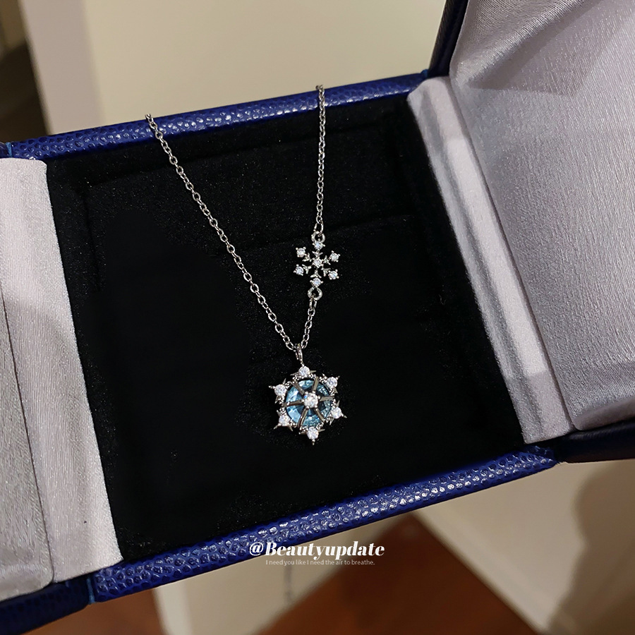 きらめく氷の結晶をモチーフにしたスノーフレークペンダントネッ - Layered Pendant Necklace Aesthetic のレビューと価格