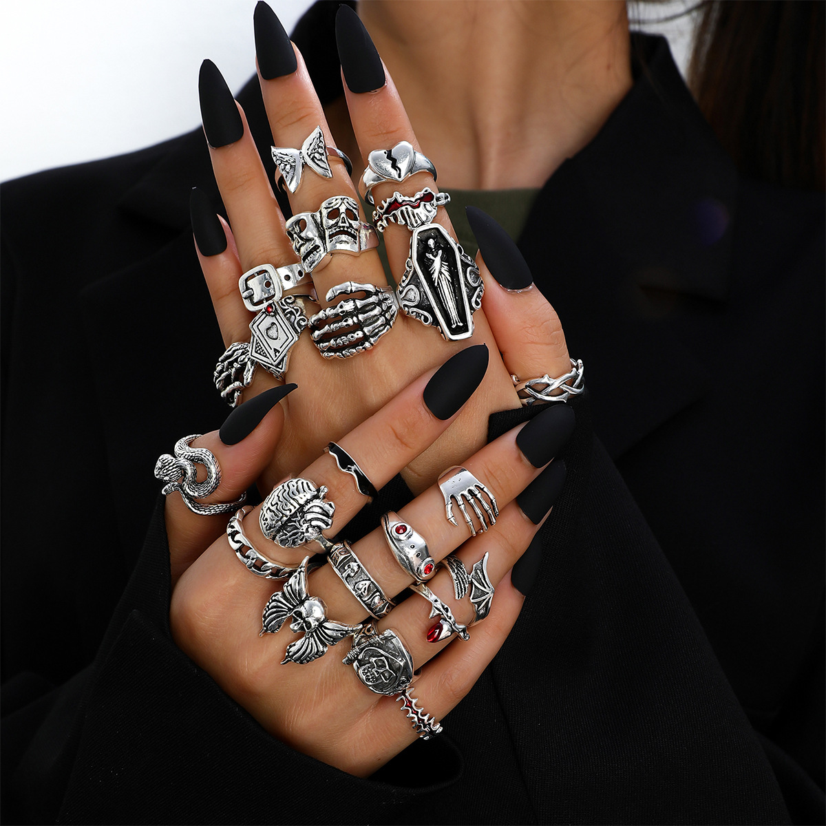23個入り パンク風 幾何学模様の指輪セット。男女兼用。蛇や - Vintage Punk Knuckle Rings Set のレビューと価格