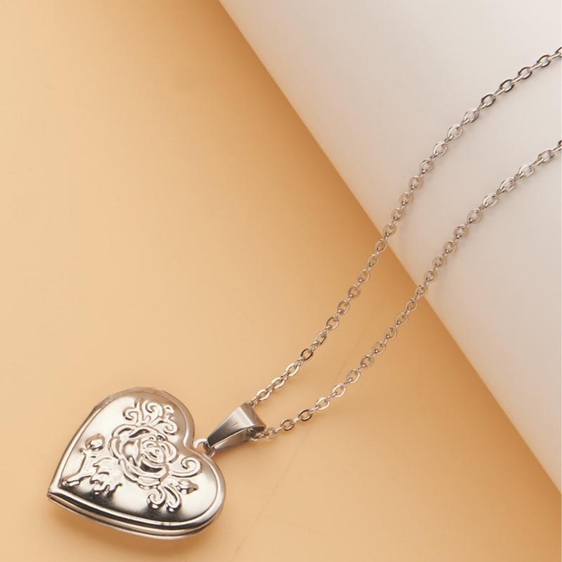 ゴシックヴィンテージハートネックレス女性用彫刻ロケット中空フ - Heart Locket Necklace Photo のレビューと価格